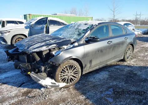 2024 Kia Forte Gt-Line z USA, uszkodzony, nr VIN 3KPF54AD3RE780004